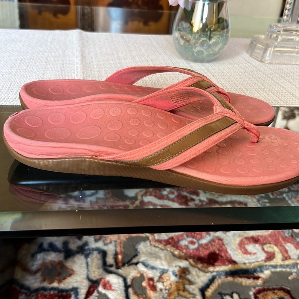 ORTHAHEEL SANDALS SIZE10 - Picture 2 of 6